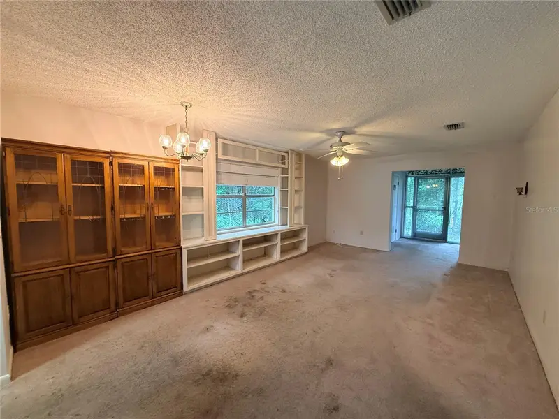 155 N Hill Ave #80, FL