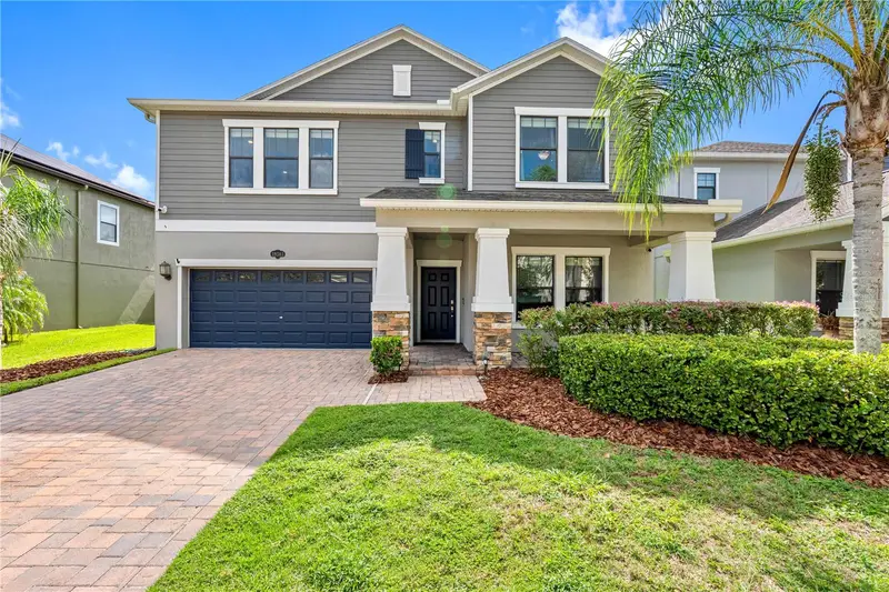 19343 Paddock View Dr, FL