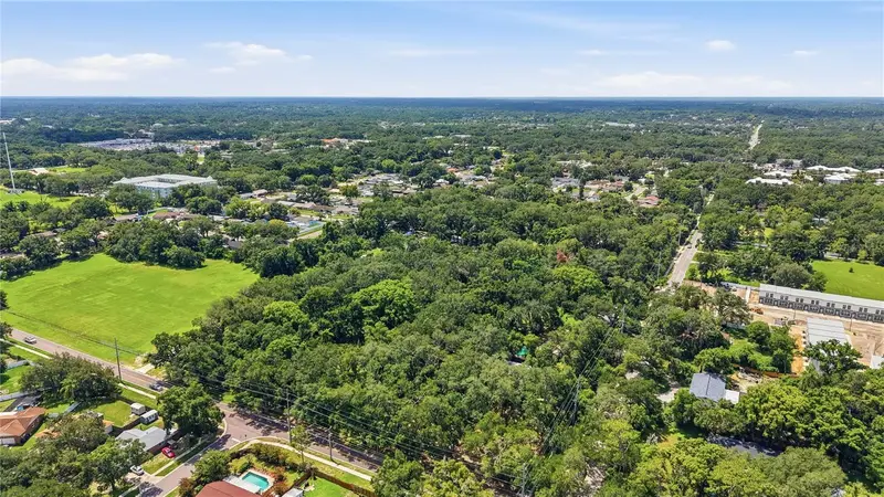 11211 Clay Pit Rd, FL