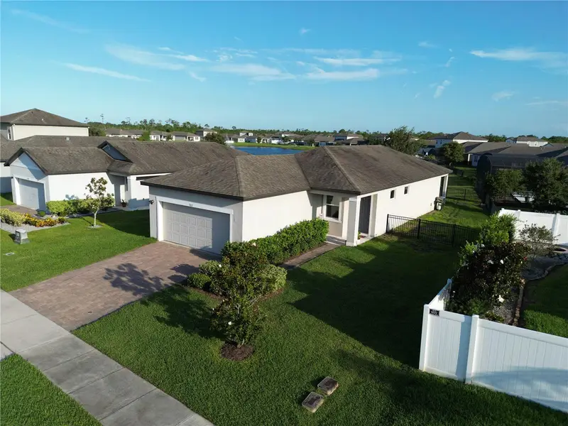 722 Ladyfish Ln, FL