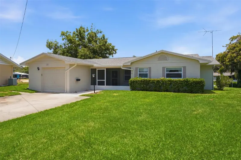1631 Canal Ct, FL