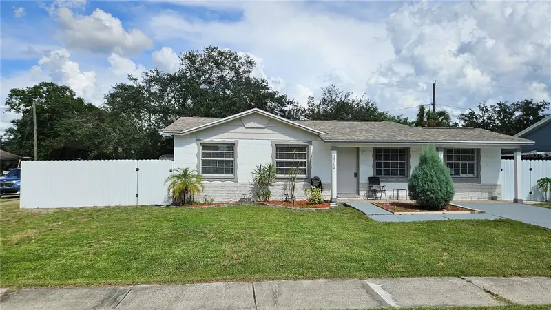 3502 Libby Loop, FL