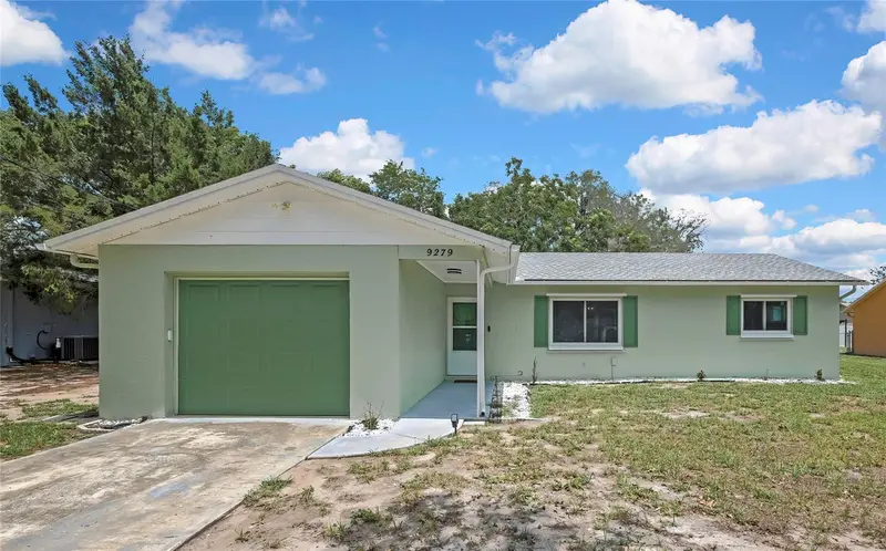 9279 Pickens St, FL