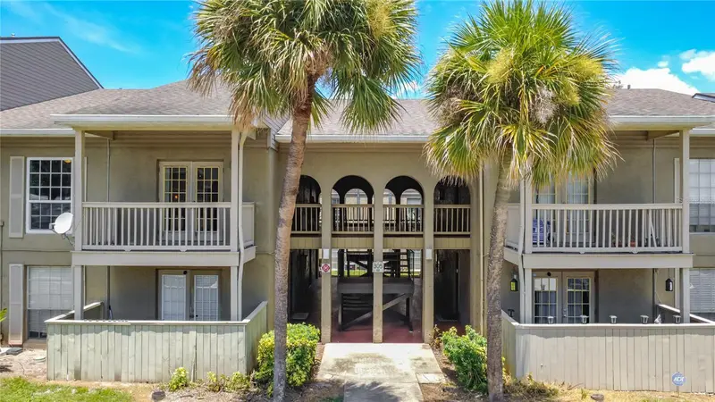305 Wymore Rd #205, FL