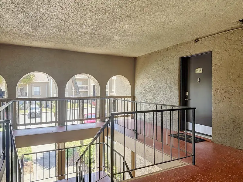 305 Wymore Rd #205, FL