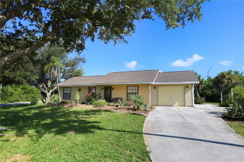 6232 Roberta Dr, FL