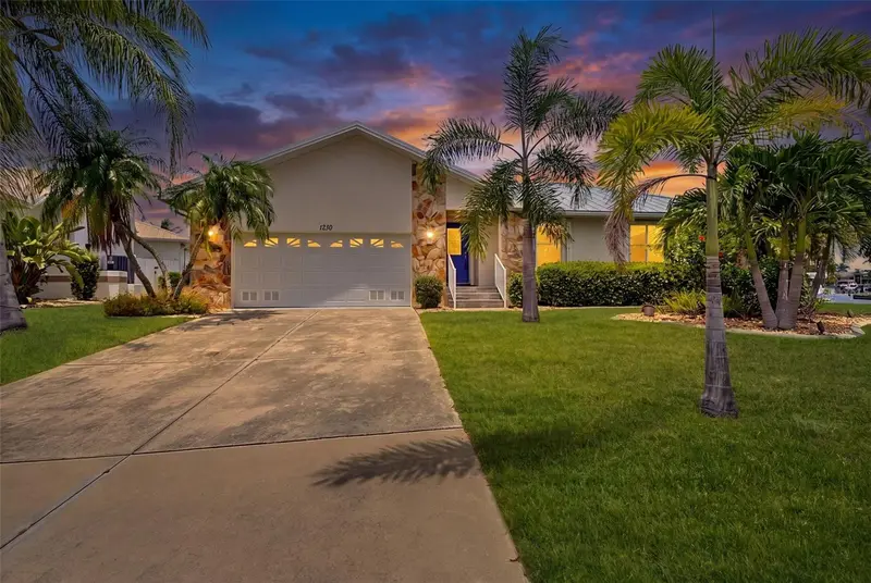 1230 Swan Ct, FL