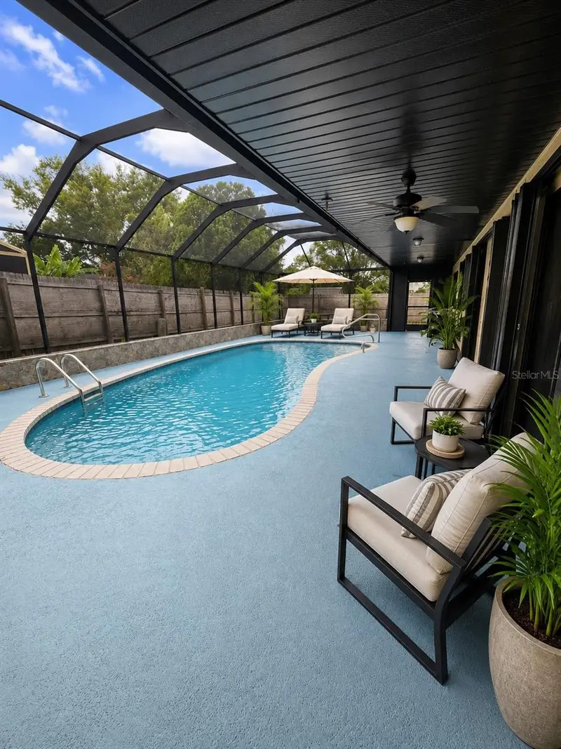 7054 Lexington Cir, FL