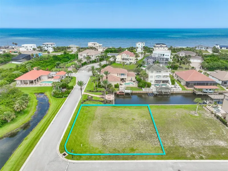 60 Malibu Cv, FL