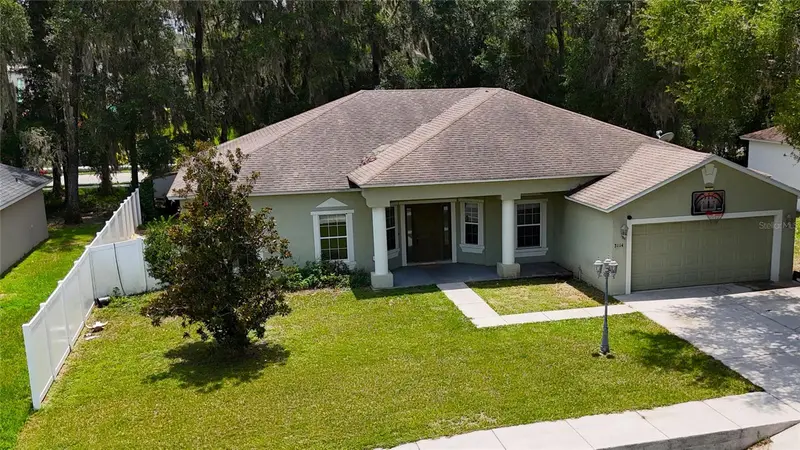 3114 Ne 24th Pl, FL