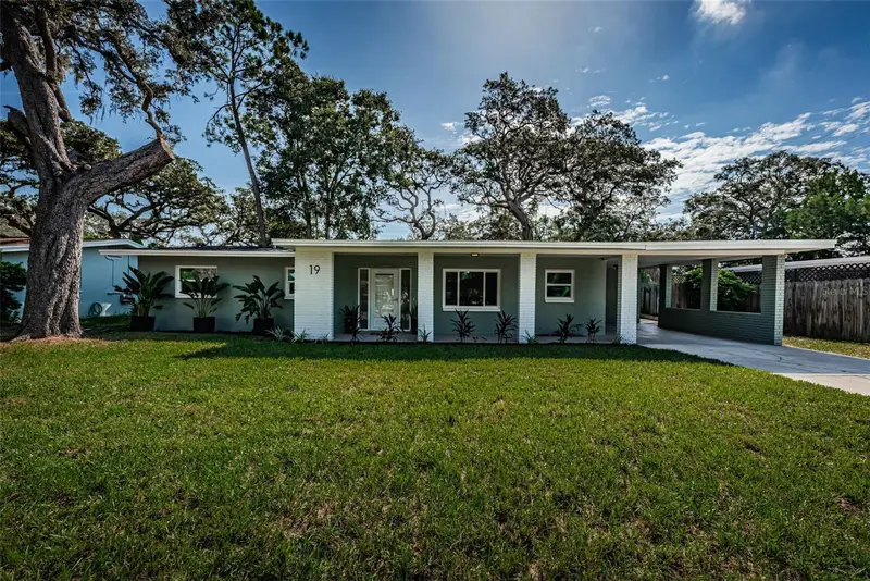 19 Ventura Dr, FL