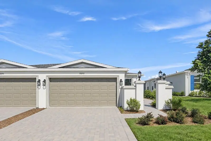 Esplanade at McKinnon Groves listing
