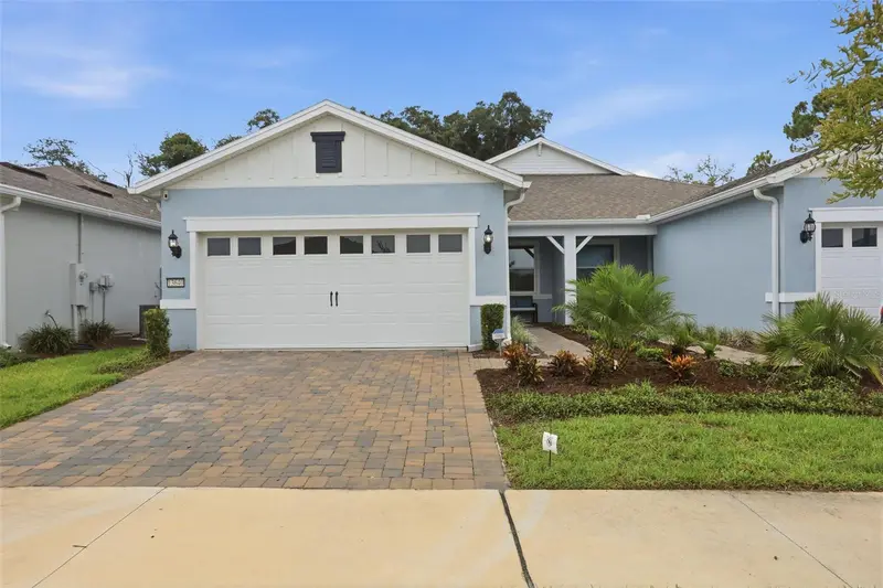 13640 Splashing Isla Dr, FL