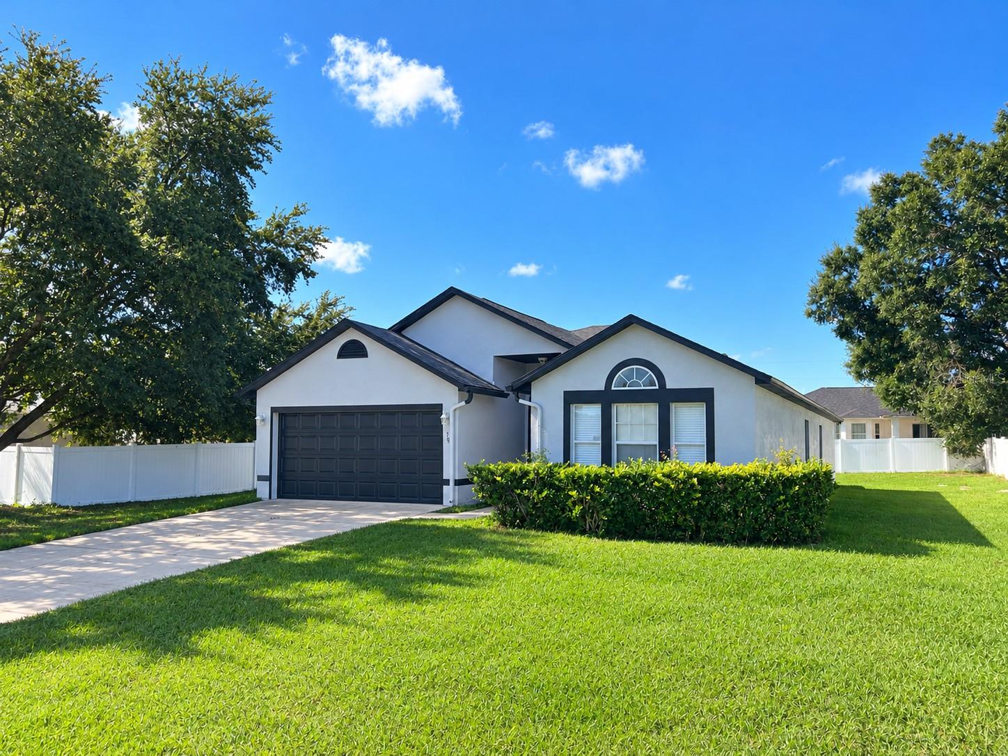 304 Marion Oaks Trl, FL