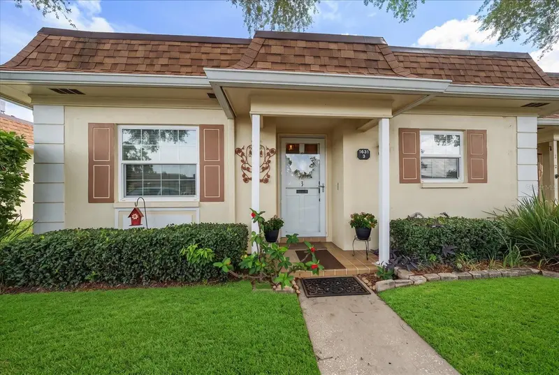 1651 S Lake Ave #3, FL