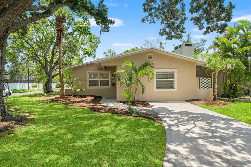 4247 Helena St Ne, FL
