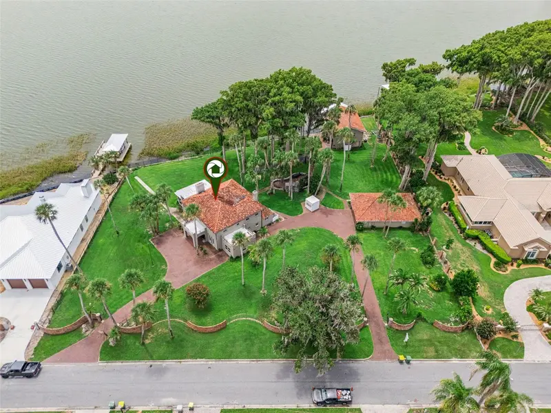 801 Lake Shore Dr, FL