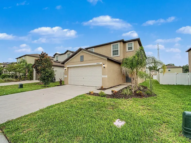 36420 Garden Wall Way, FL