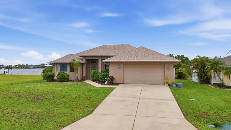 470 Spring Lake Blvd Nw, FL