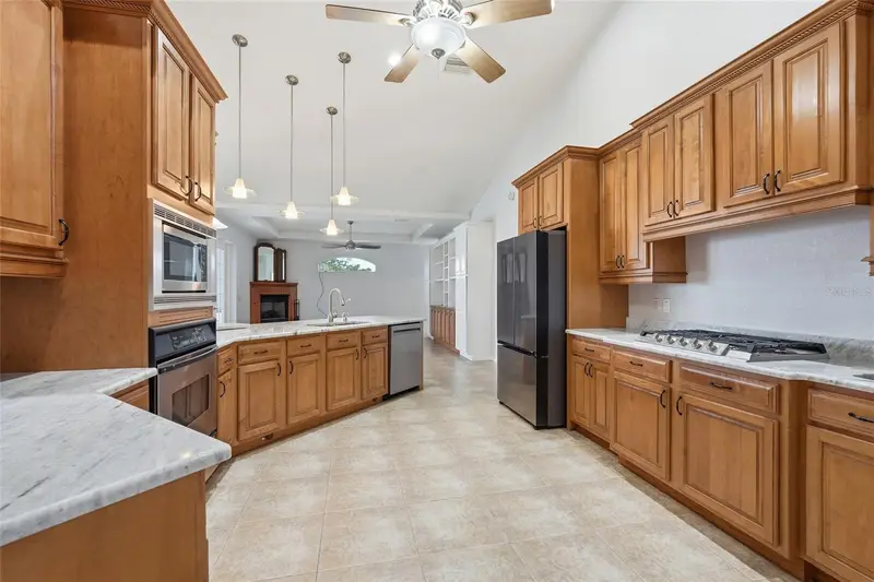 470 Spring Lake Blvd Nw, FL