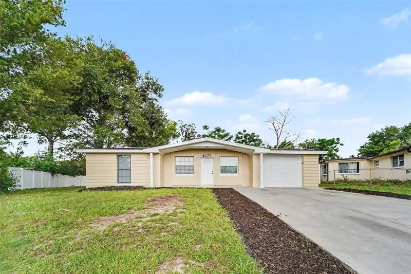 6177 Maplewood Dr, FL