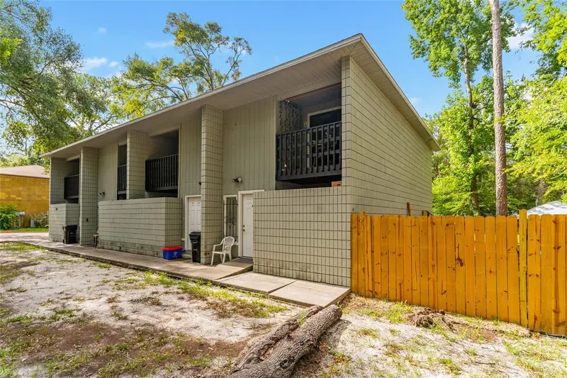 724 Sw 68th Ter, FL