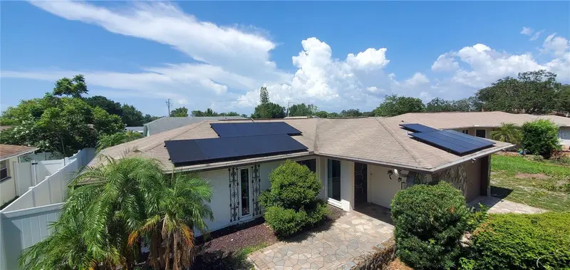 7438 Lake Forest Cir, FL