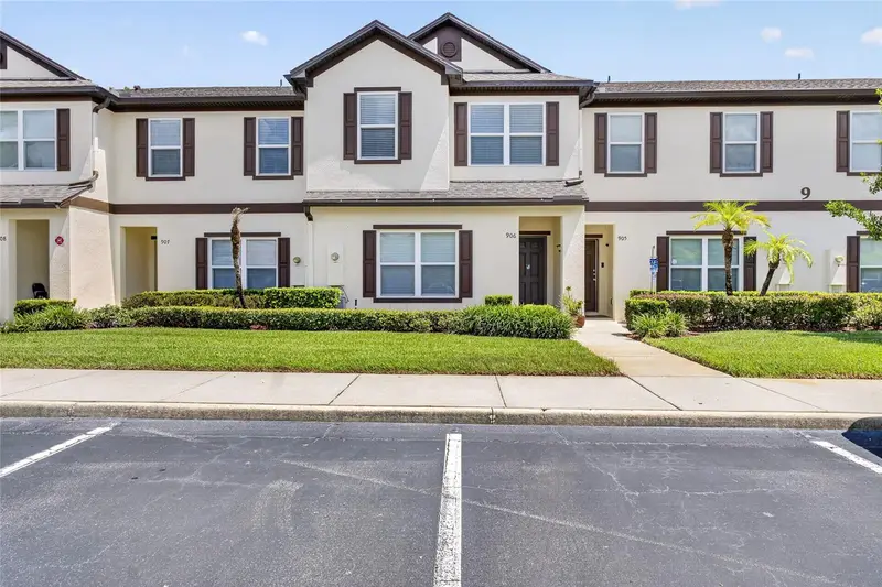 600 Northern Way #906, FL