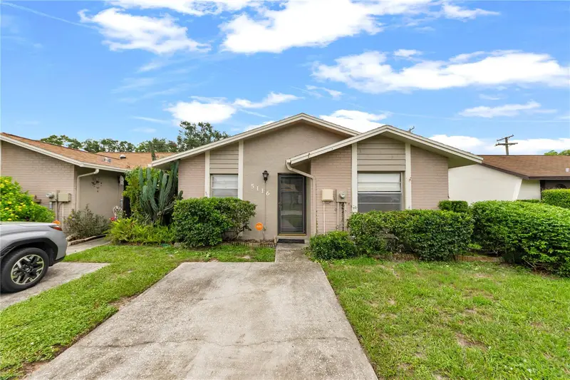 5116 Lesher Ct, FL