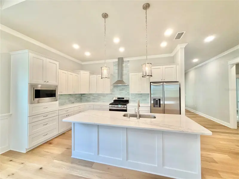 2537 Nw 48th Ter, FL