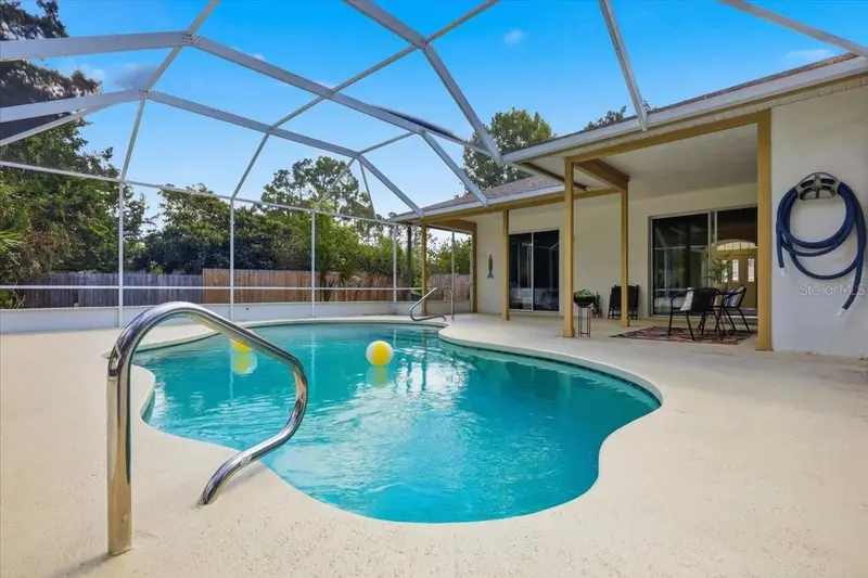 4 Westglen Pl, FL