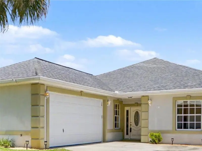 40 Columbia Ln, FL