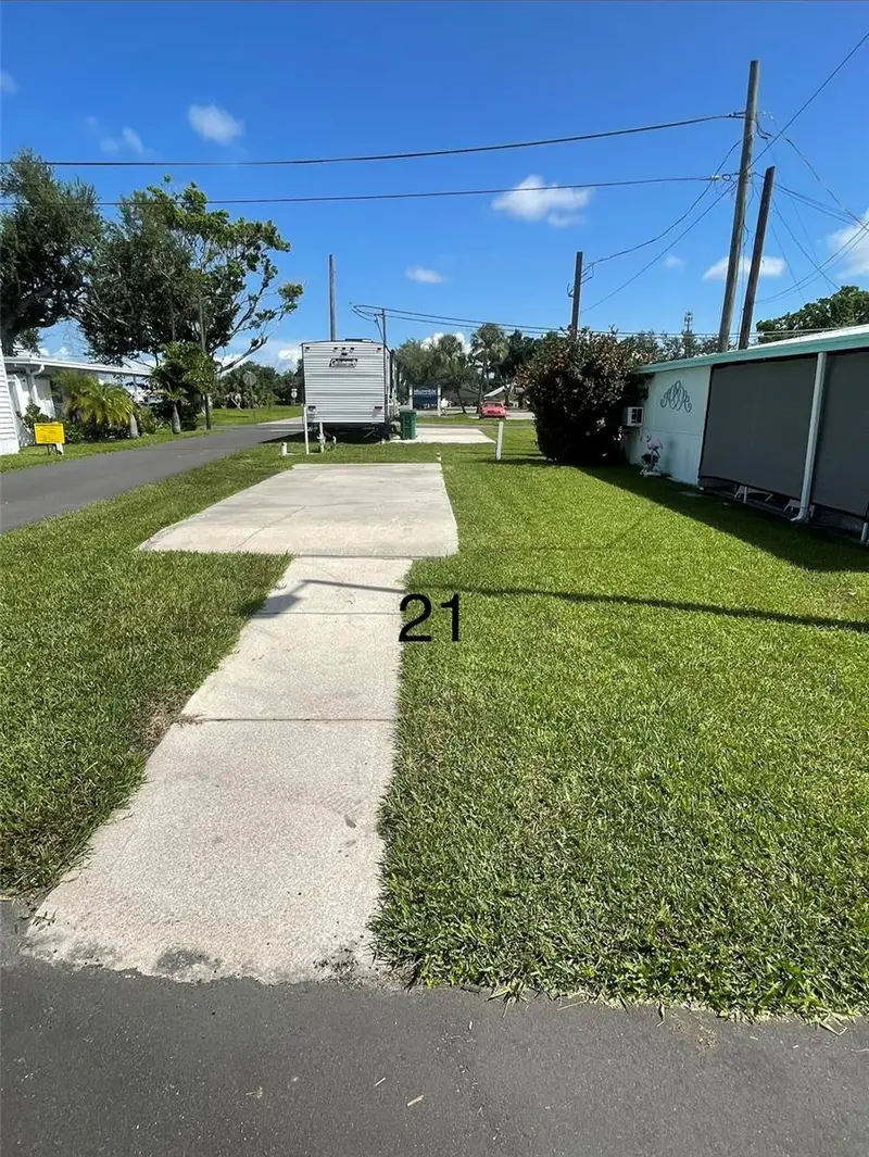 21 Illinois St, FL