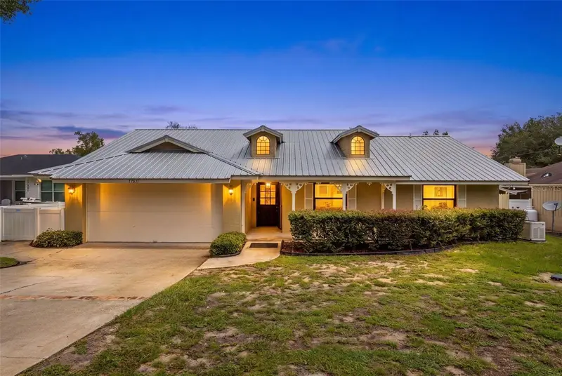 17531 N Sunset Ter, FL