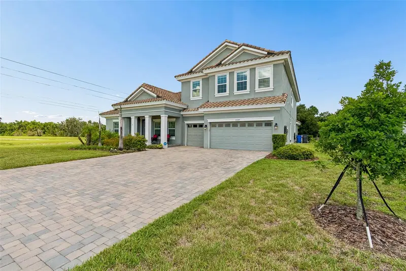 10597 Meadowrun Dr, FL