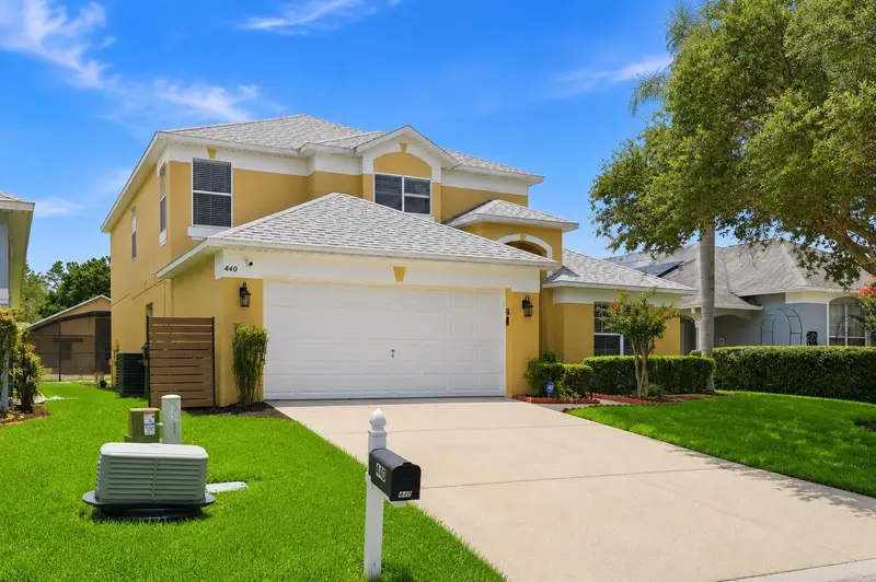440 Langham Dr, FL