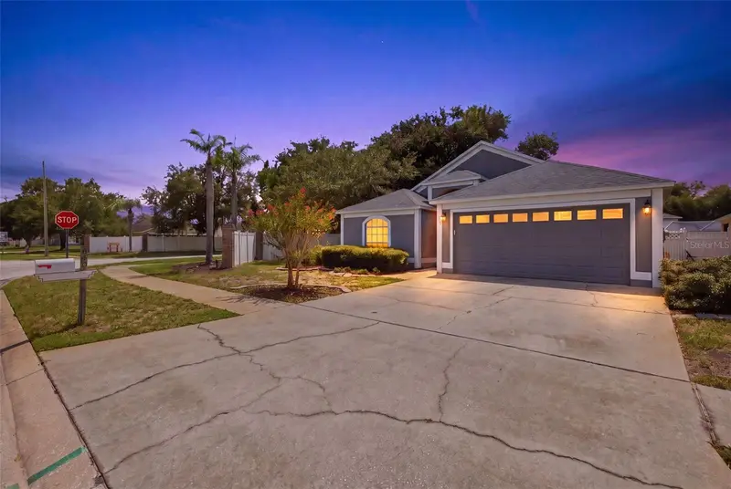 860 Rocky Mountain Ct, FL