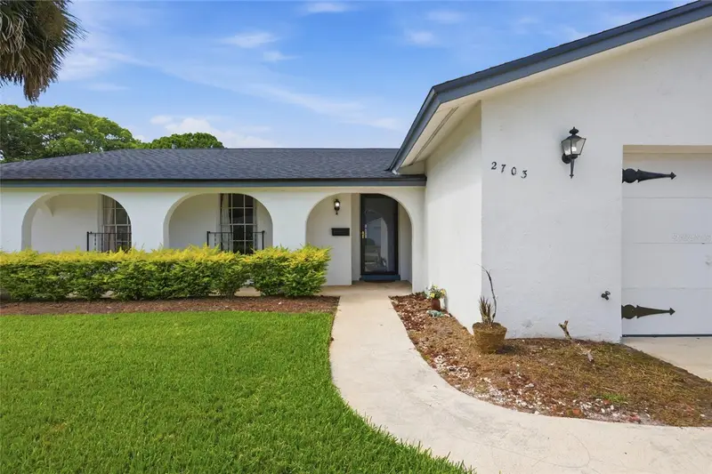2703 Tierra Cir, FL