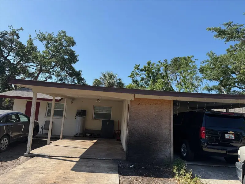 714 60th Ave W, FL