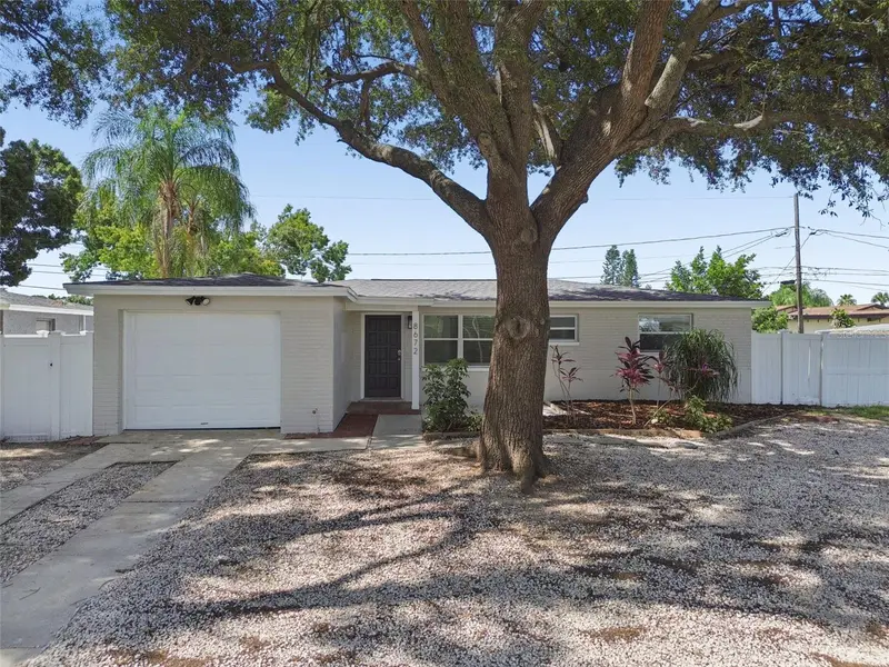 8672 78th Pl, FL