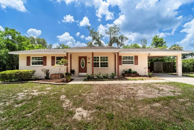 686 E Kentucky Ave, FL