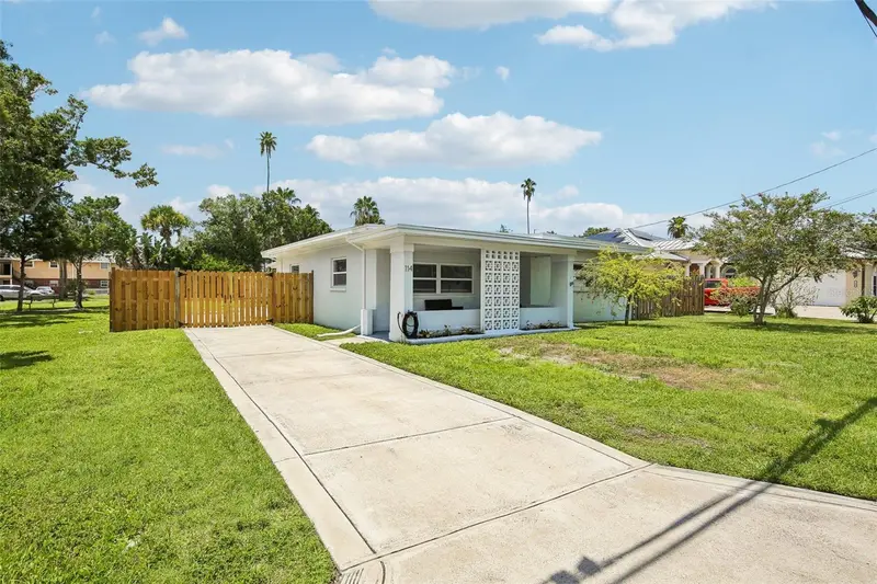 114 Lake Judy Lee Dr, FL