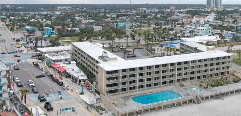 219 S Atlantic Ave #412, FL