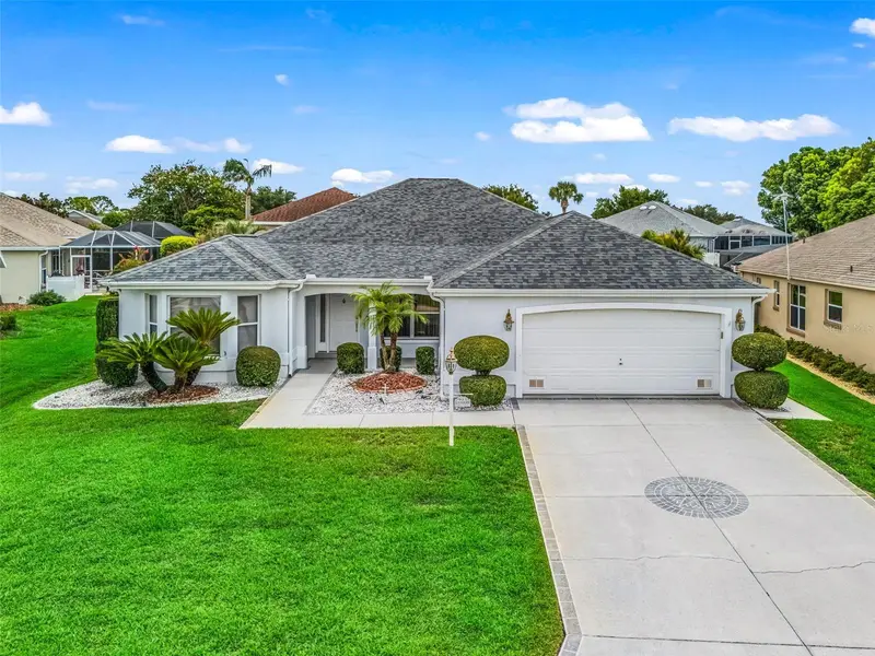 823 San Salvador Dr, FL