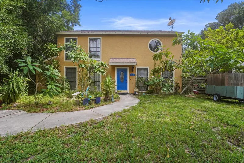 3153 Maiden Ln, FL