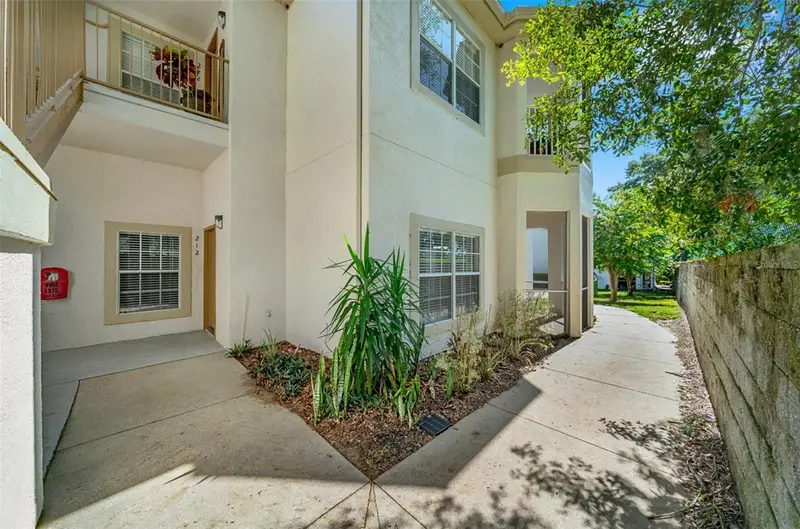 970 N Spring Garden Ave #212, FL