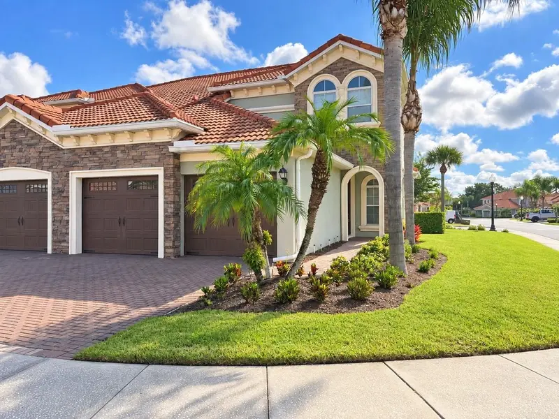 8915 Della Scala Cir, FL
