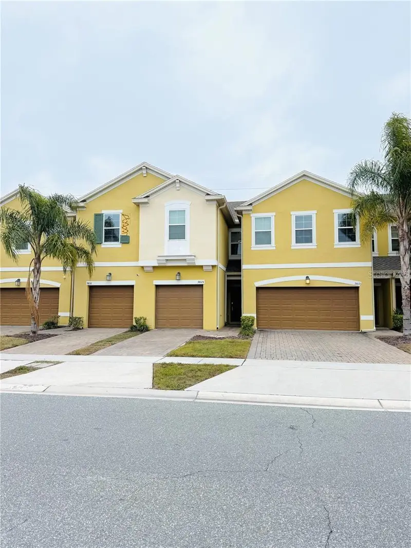 9831 Red Eagle Dr, FL