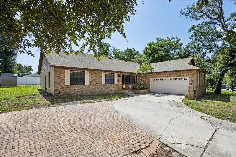 733 Saxby Ave, FL