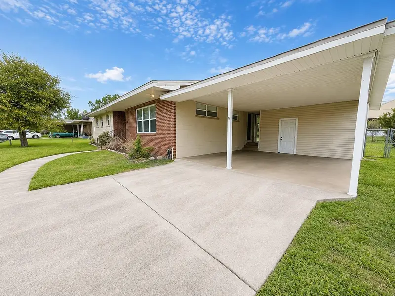 409 Montgomery Ave, FL